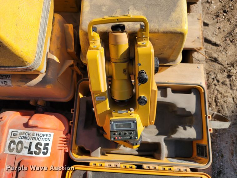 image for item JC9649 Laser leveling equipment