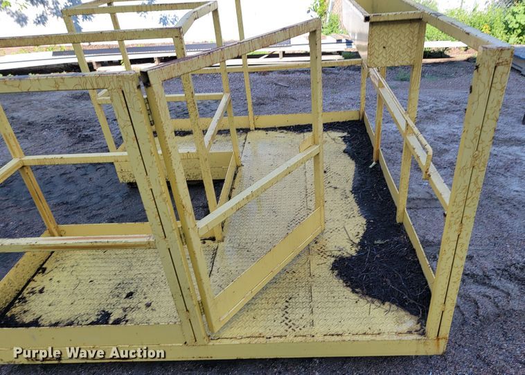 image for item JC9655 Man basket