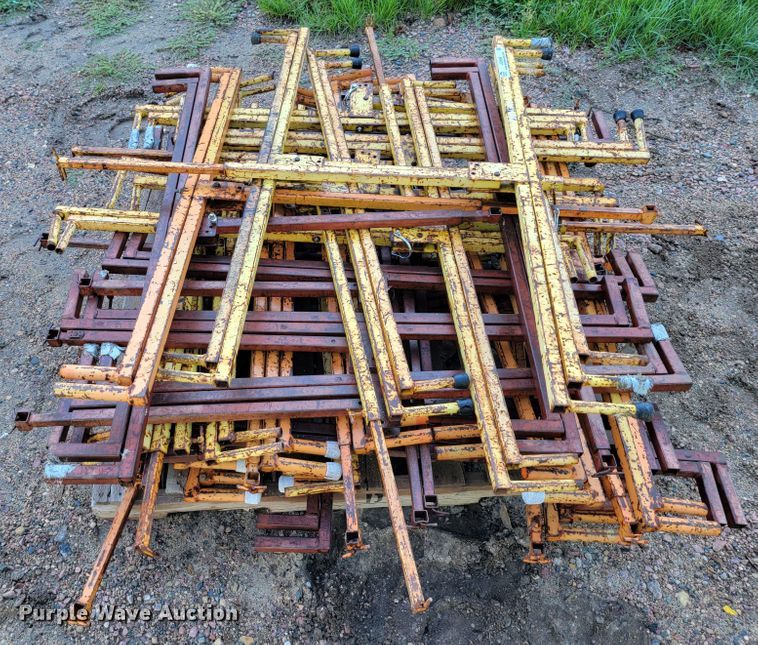 image for item JC9659 Approximately 40 roof stanchions