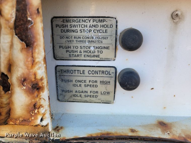 image for item JC9662 2005 Sterling Acterra  bucket truck