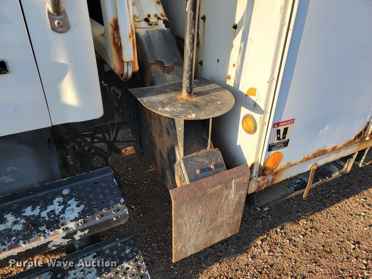 image for item JC9662 2005 Sterling Acterra  bucket truck