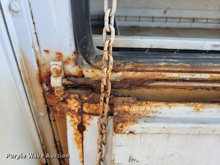 image for item JC9662 2005 Sterling Acterra  bucket truck