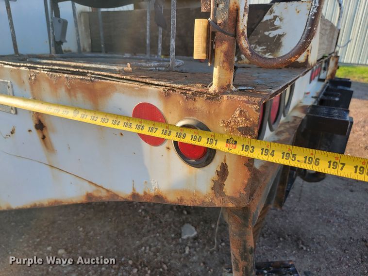 image for item JC9662 2005 Sterling Acterra  bucket truck