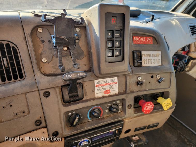 image for item JC9662 2005 Sterling Acterra  bucket truck