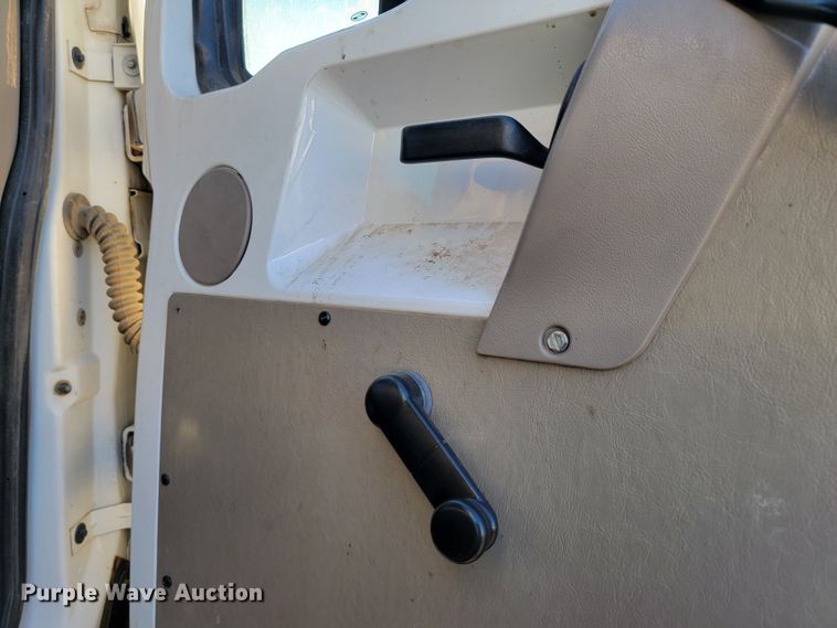 image for item JC9662 2005 Sterling Acterra  bucket truck