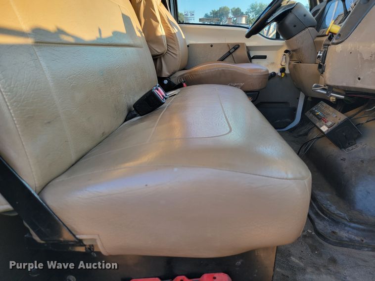 image for item JC9662 2005 Sterling Acterra  bucket truck