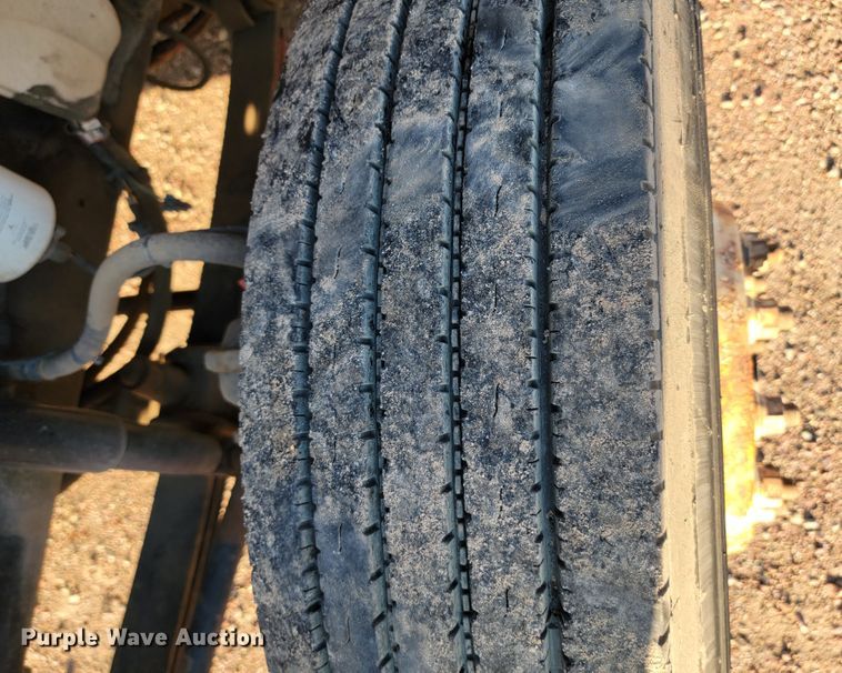 image for item JC9662 2005 Sterling Acterra  bucket truck