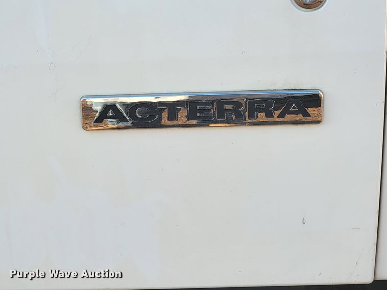 image for item JC9662 2005 Sterling Acterra  bucket truck