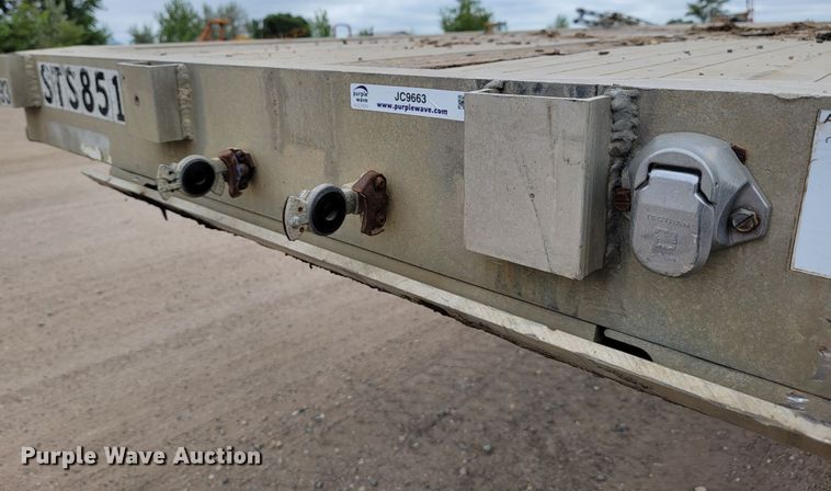 image for item JC9663 1985 Ravens  flatbed trailer