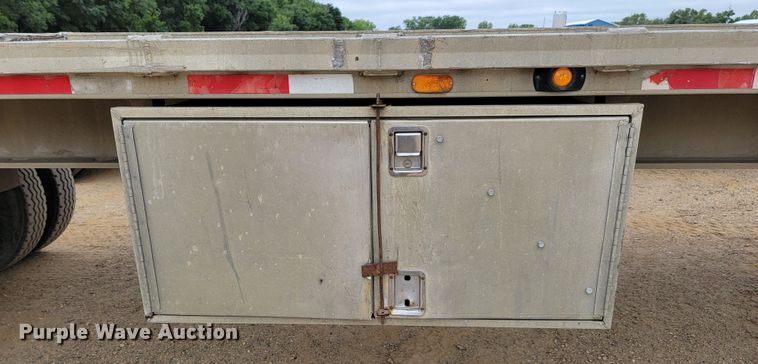 image for item JC9663 1985 Ravens  flatbed trailer