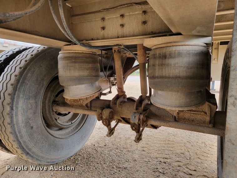 image for item JC9663 1985 Ravens  flatbed trailer