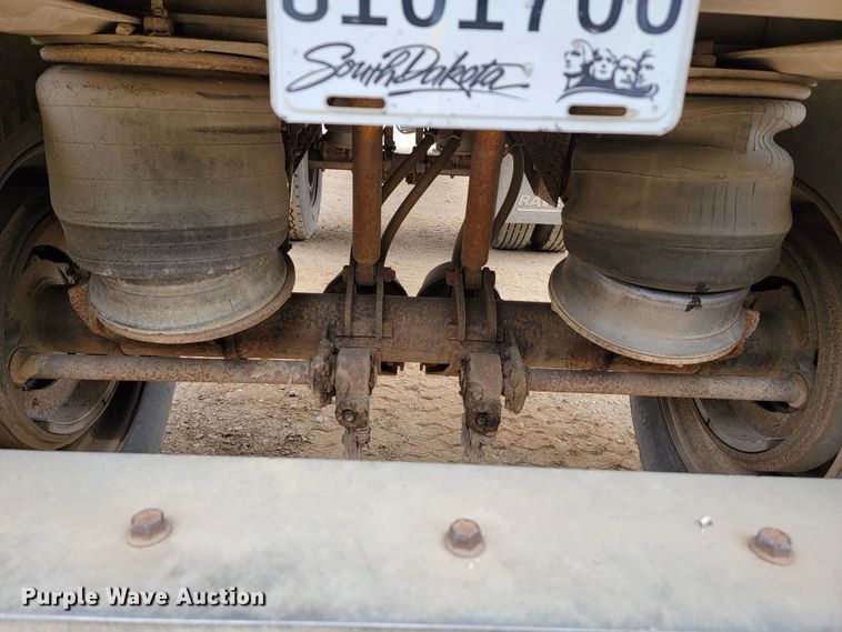 image for item JC9663 1985 Ravens  flatbed trailer