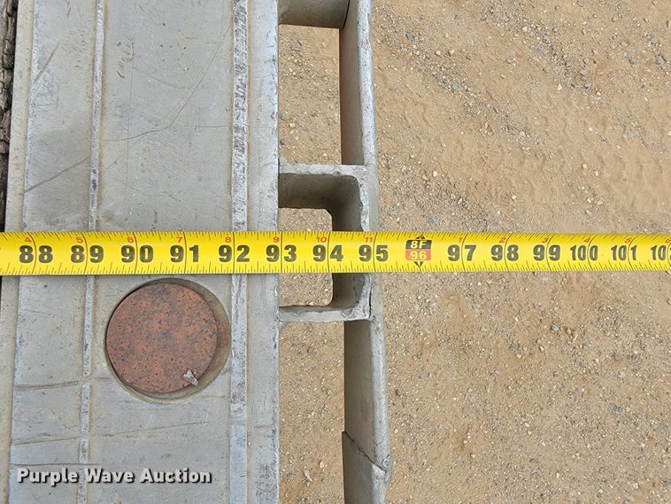 image for item JC9663 1985 Ravens  flatbed trailer