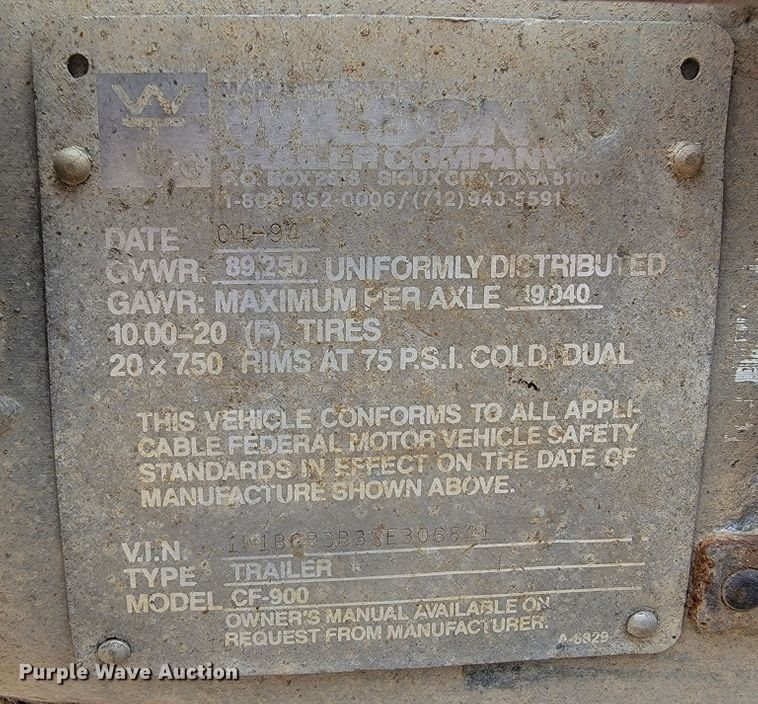 image for item JC9664 1994 Wilson Road Brute CF-900  flatbed trailer