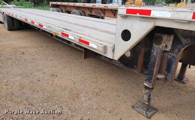 image for item JC9665 2001 Transcraft D-Eagle W2  drop deck equipment trailer