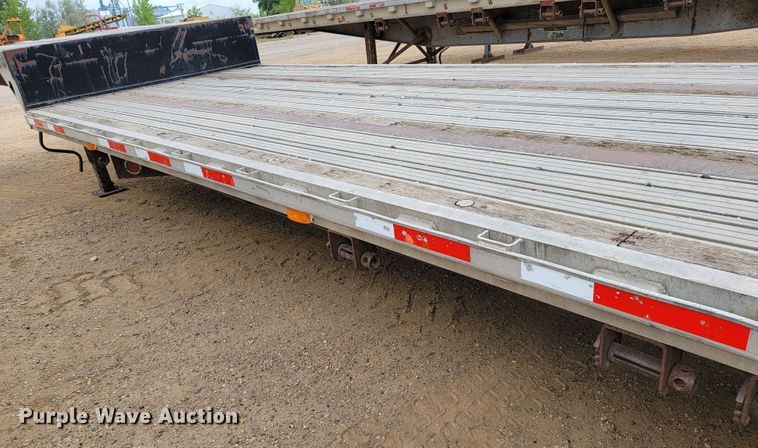 image for item JC9665 2001 Transcraft D-Eagle W2  drop deck equipment trailer