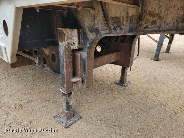 image for item JC9665 2001 Transcraft D-Eagle W2  drop deck equipment trailer