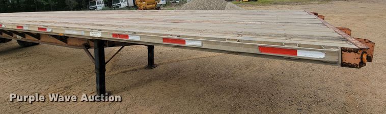 image for item JC9666 1999 Fontaine LFTW-6-8048WSAK  flatbed trailer