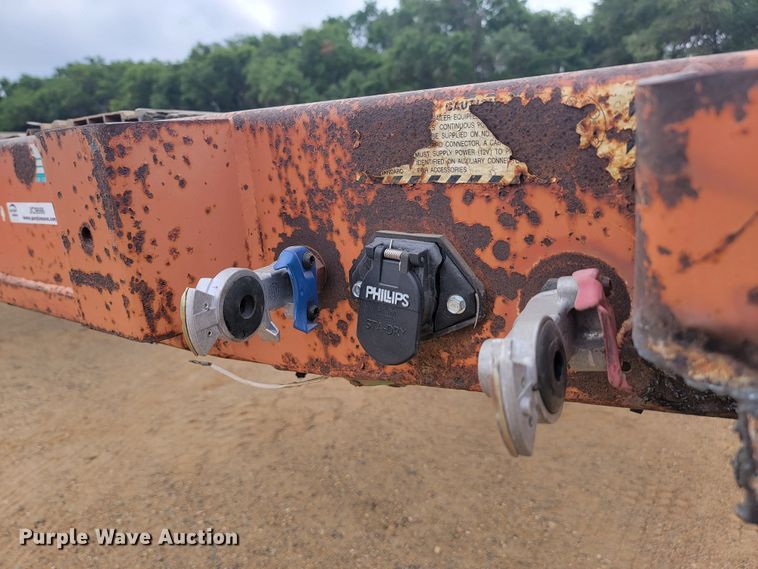 image for item JC9666 1999 Fontaine LFTW-6-8048WSAK  flatbed trailer