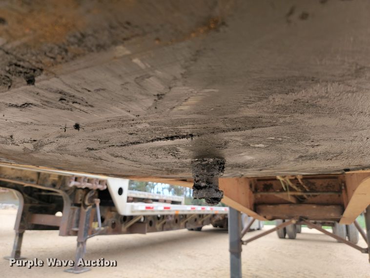 image for item JC9666 1999 Fontaine LFTW-6-8048WSAK  flatbed trailer