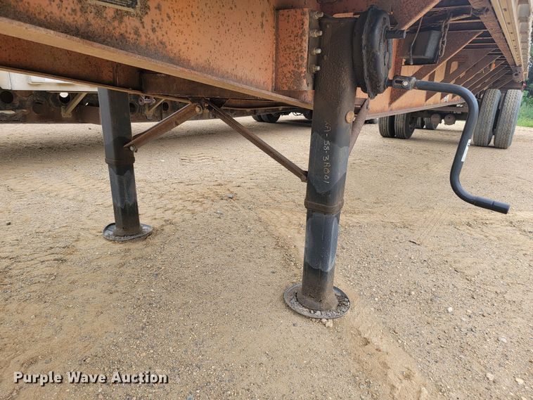 image for item JC9666 1999 Fontaine LFTW-6-8048WSAK  flatbed trailer