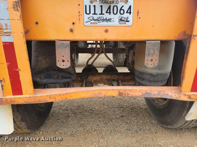 image for item JC9666 1999 Fontaine LFTW-6-8048WSAK  flatbed trailer