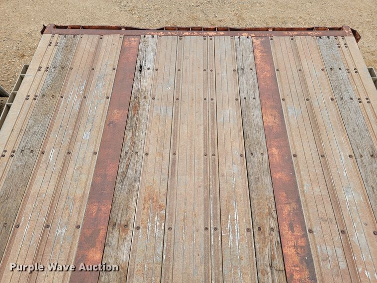 image for item JC9666 1999 Fontaine LFTW-6-8048WSAK  flatbed trailer