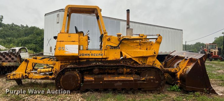 image for item JM9136 1979 John Deere 855  track loader