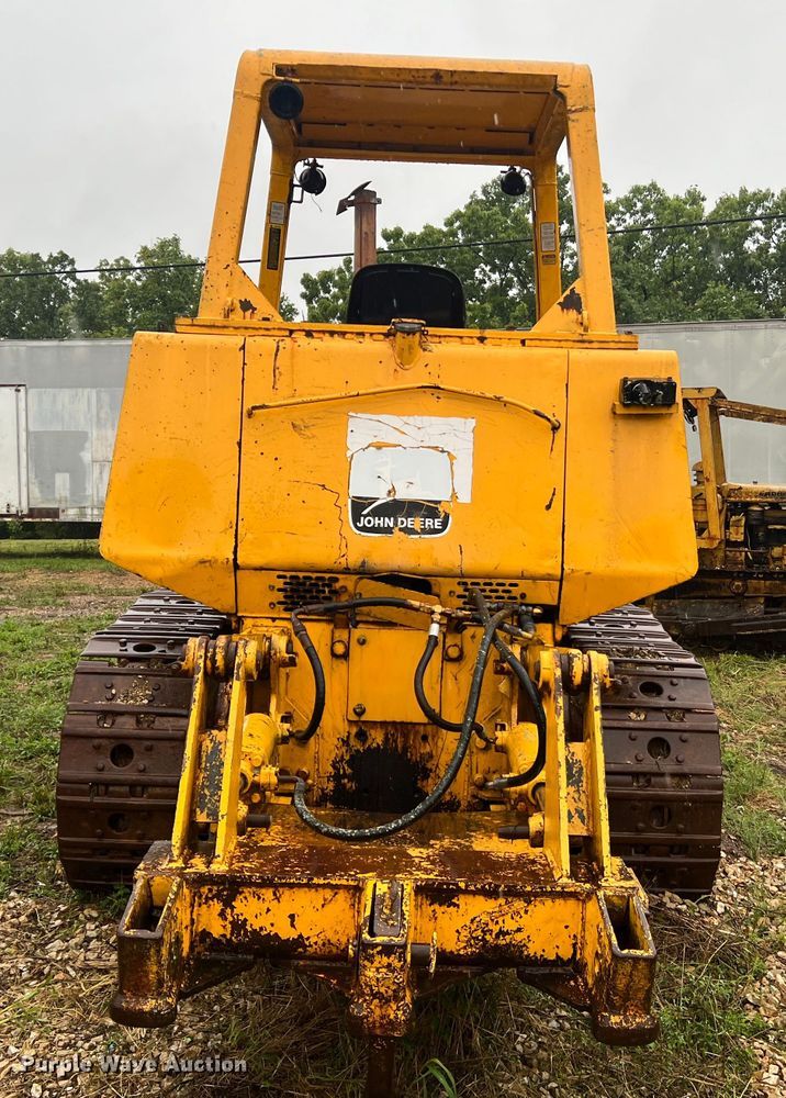 image for item JM9136 1979 John Deere 855  track loader