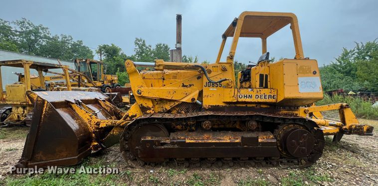 image for item JM9136 1979 John Deere 855  track loader