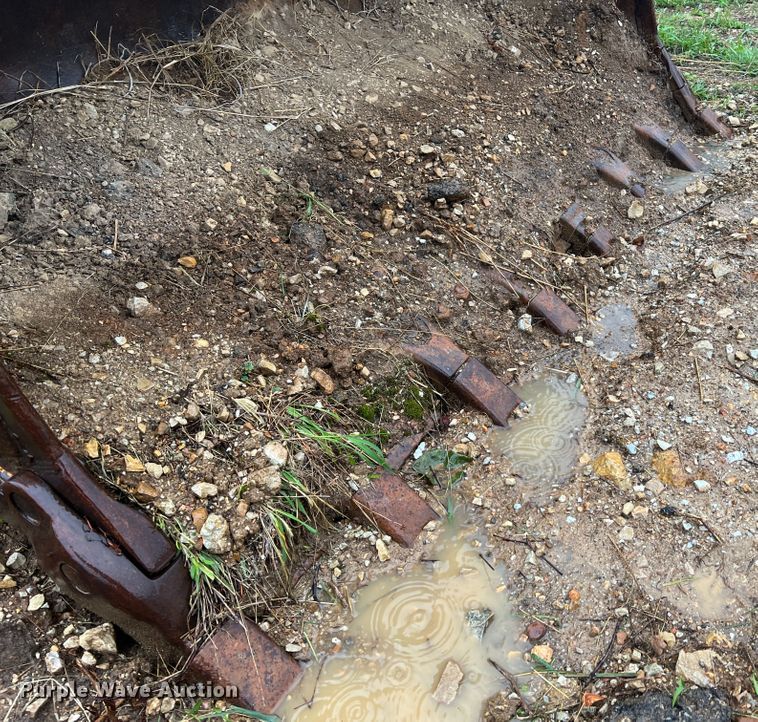 image for item JM9136 1979 John Deere 855  track loader