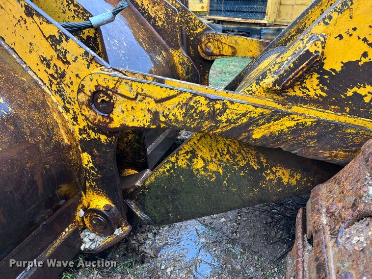 image for item JM9136 1979 John Deere 855  track loader