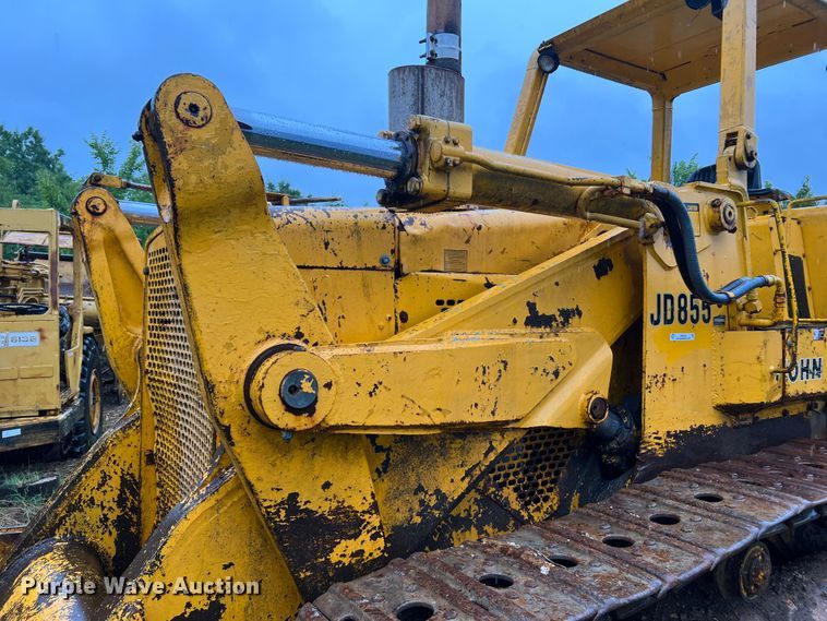 image for item JM9136 1979 John Deere 855  track loader