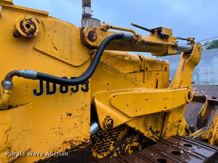 image for item JM9136 1979 John Deere 855  track loader