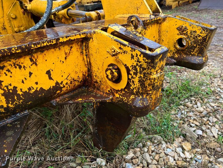 image for item JM9136 1979 John Deere 855  track loader