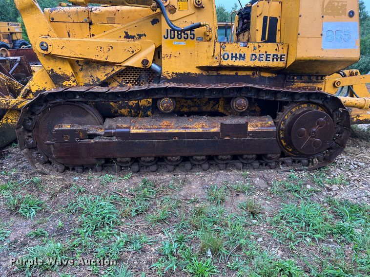 image for item JM9136 1979 John Deere 855  track loader