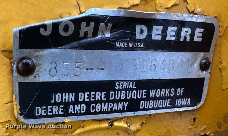 image for item JM9136 1979 John Deere 855  track loader