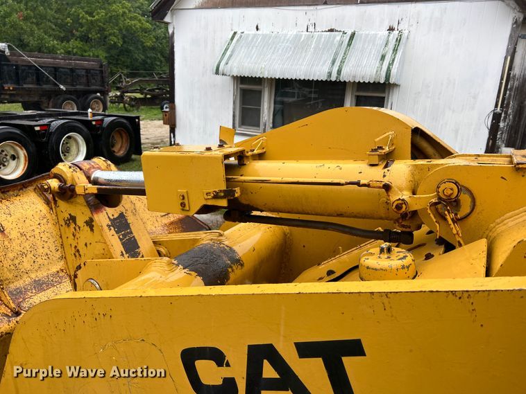 image for item JM9137 1987 Caterpillar 953  track loader