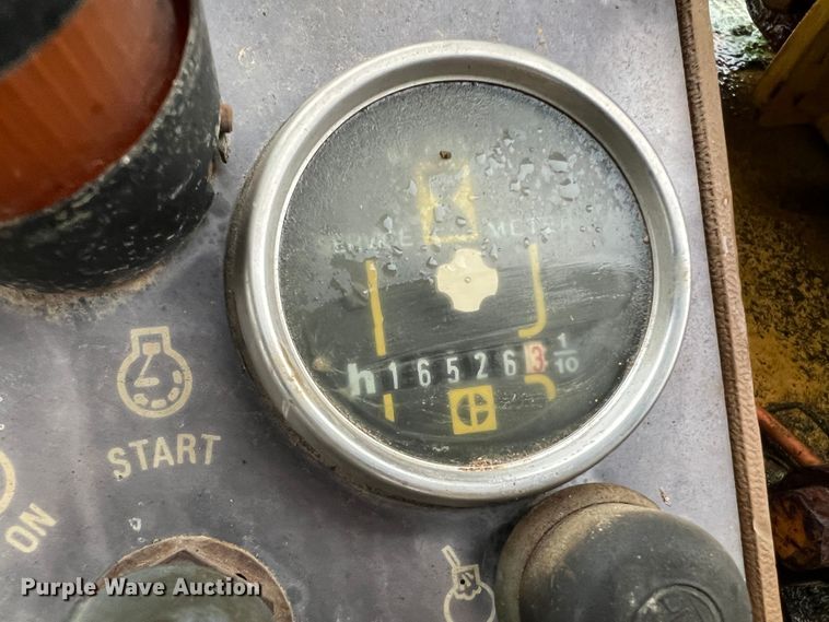 image for item JM9137 1987 Caterpillar 953  track loader