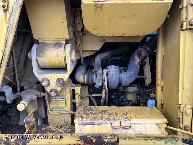 image for item JM9137 1987 Caterpillar 953  track loader