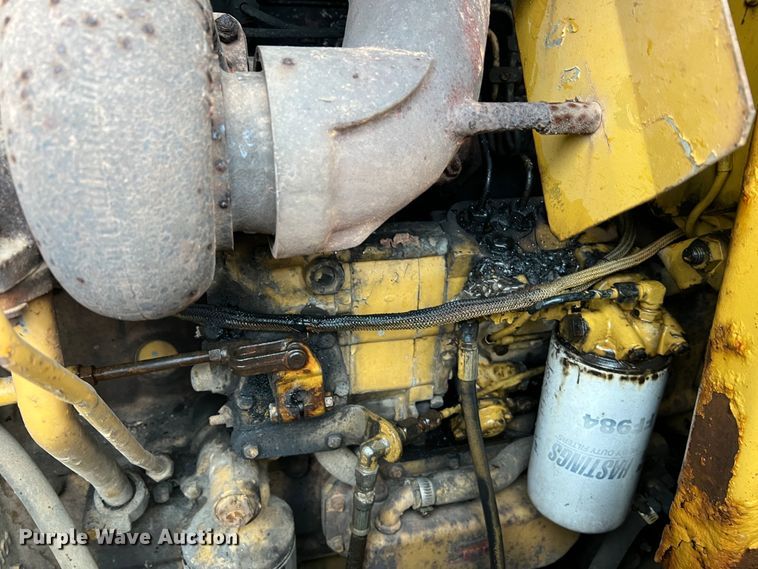 image for item JM9137 1987 Caterpillar 953  track loader