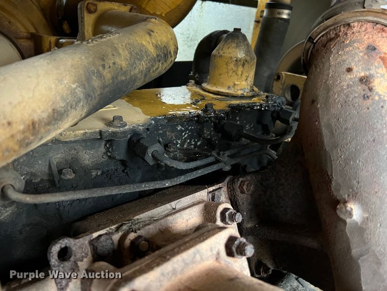 image for item JM9137 1987 Caterpillar 953  track loader