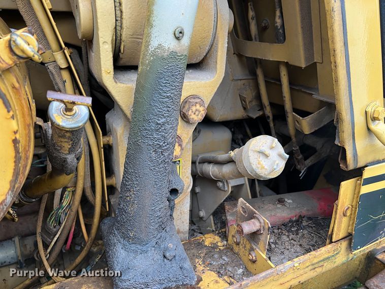 image for item JM9137 1987 Caterpillar 953  track loader