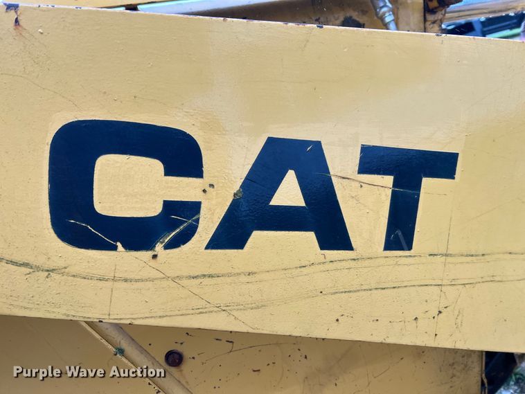 image for item JM9137 1987 Caterpillar 953  track loader