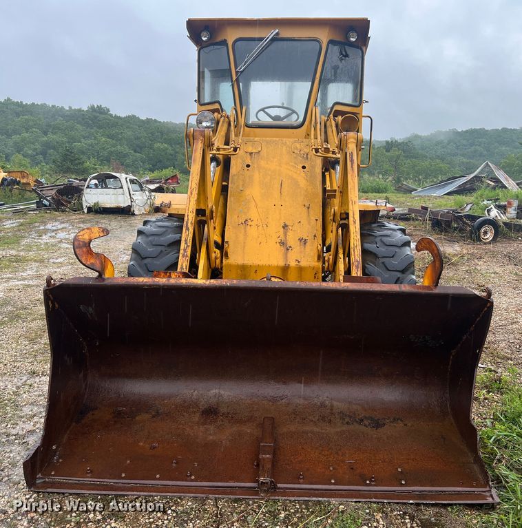 image for item JM9138 1985 Kobelco LK300A  wheel loader