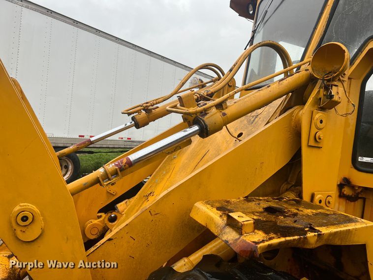 image for item JM9138 1985 Kobelco LK300A  wheel loader