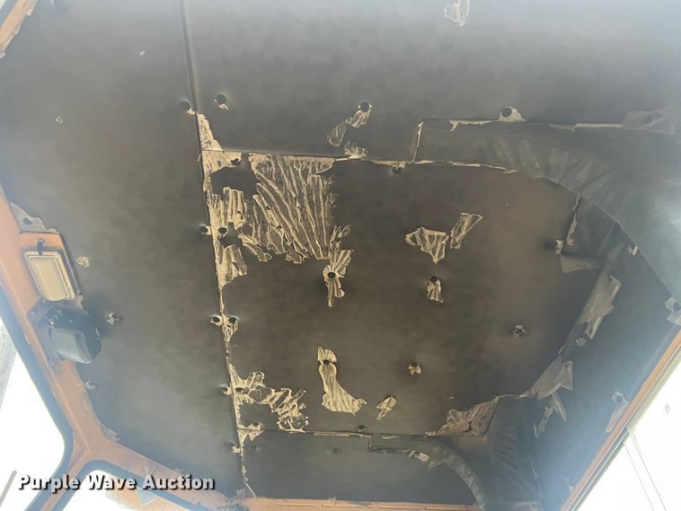 image for item JM9138 1985 Kobelco LK300A  wheel loader