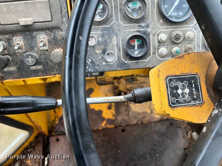 image for item JM9138 1985 Kobelco LK300A  wheel loader