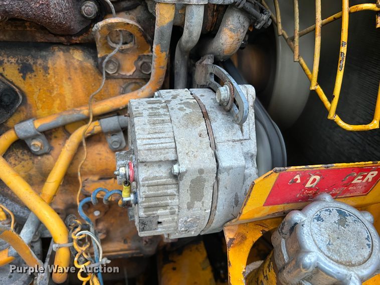 image for item JM9138 1985 Kobelco LK300A  wheel loader