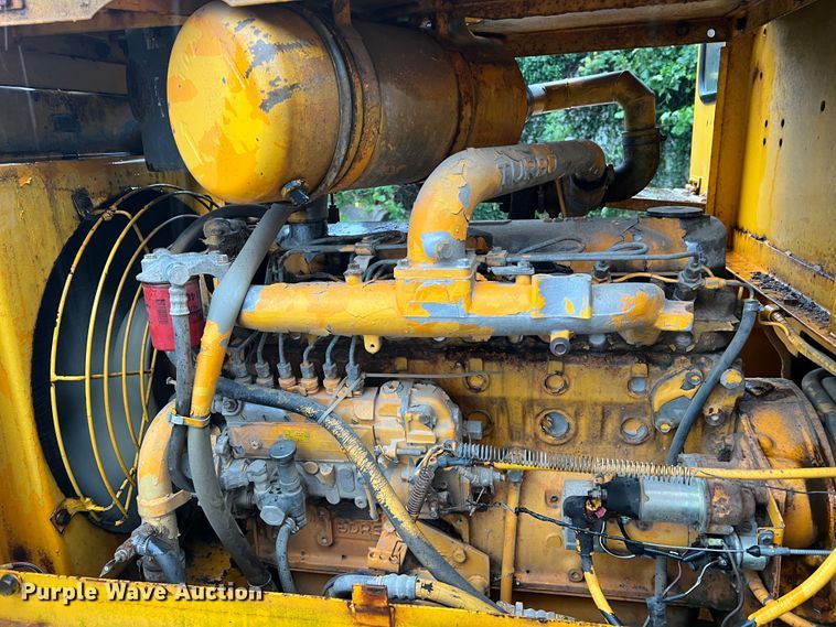 image for item JM9138 1985 Kobelco LK300A  wheel loader